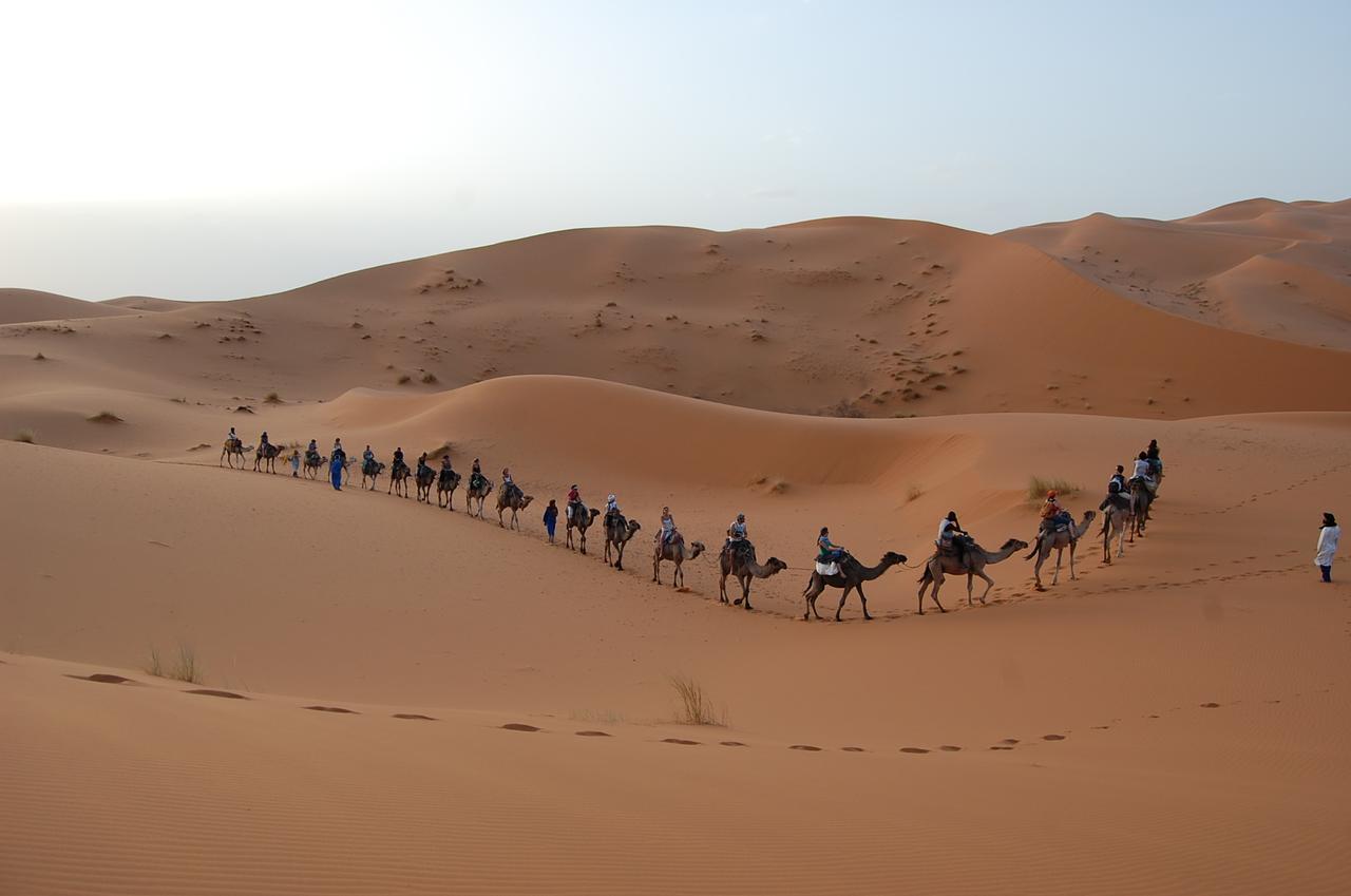 Luxury Oasis Camp Hotel Merzouga Exterior foto